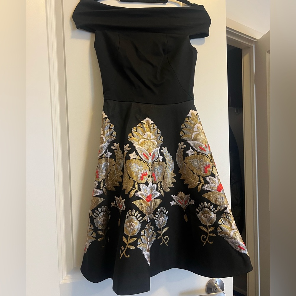 TED BAKER BNWT Elegant Black and Gold Embroidered Dress
